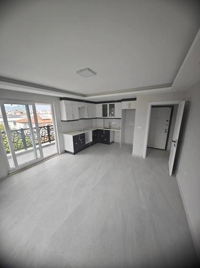 Günaydın Emlaktan Satılık Merkezde Ebeveyn Banyolu 2+1 Daire