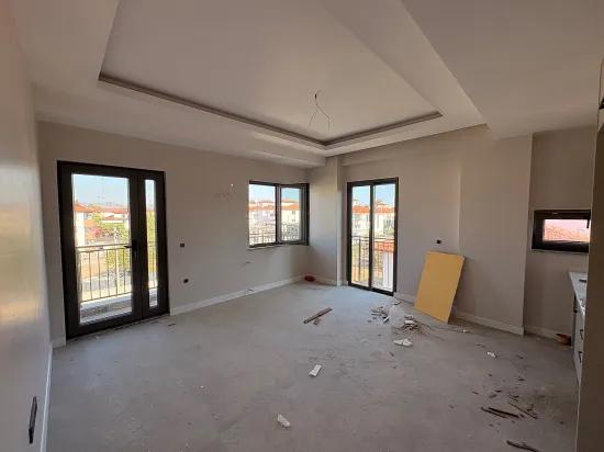 Muğla Ortaca Karaburun Mah. Geniş Havuzlu 1+1 Satılık Daire