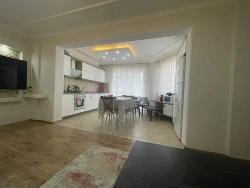 Ortaca Cumhuriyet De Kapalı Otoparklı 3+1 Geniş Satılık Daire