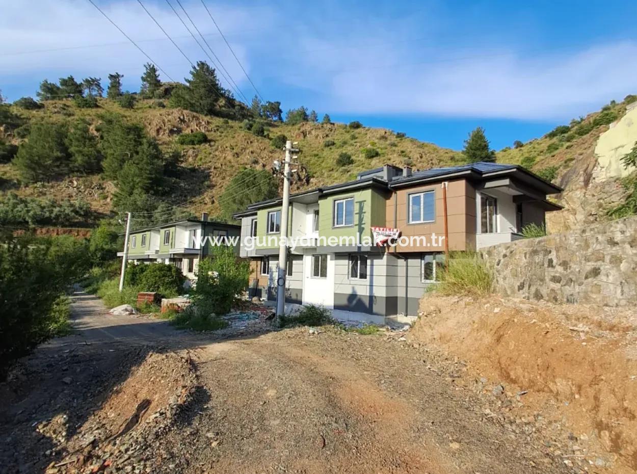 Muğla Ortacada Doğa İçinde Yüzme Havuzlu Satılık 1+1 Daireler