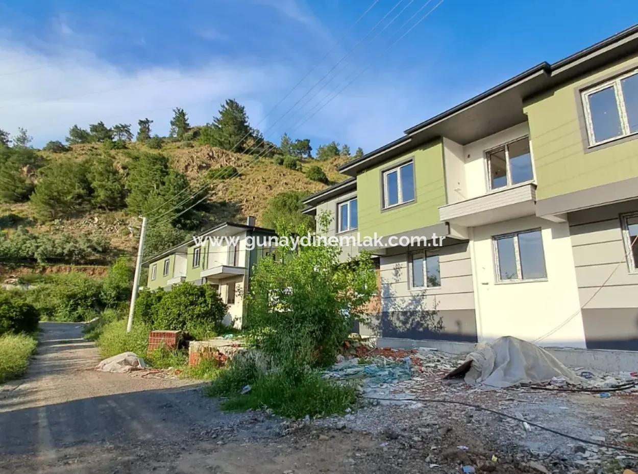 Muğla Ortacada Doğa İçinde Yüzme Havuzlu Satılık 1+1 Daireler