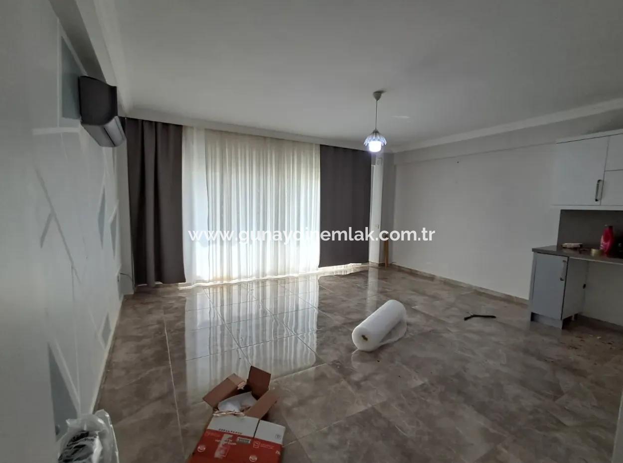 Ortaca Karaburunda Geniş 2+1 Kiralık Daire