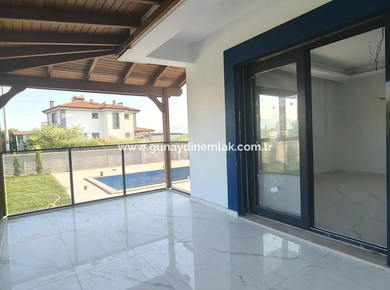 Ortaca Akıncı Mahallesinde 3+1 Müstakil Havuzlu  Villa