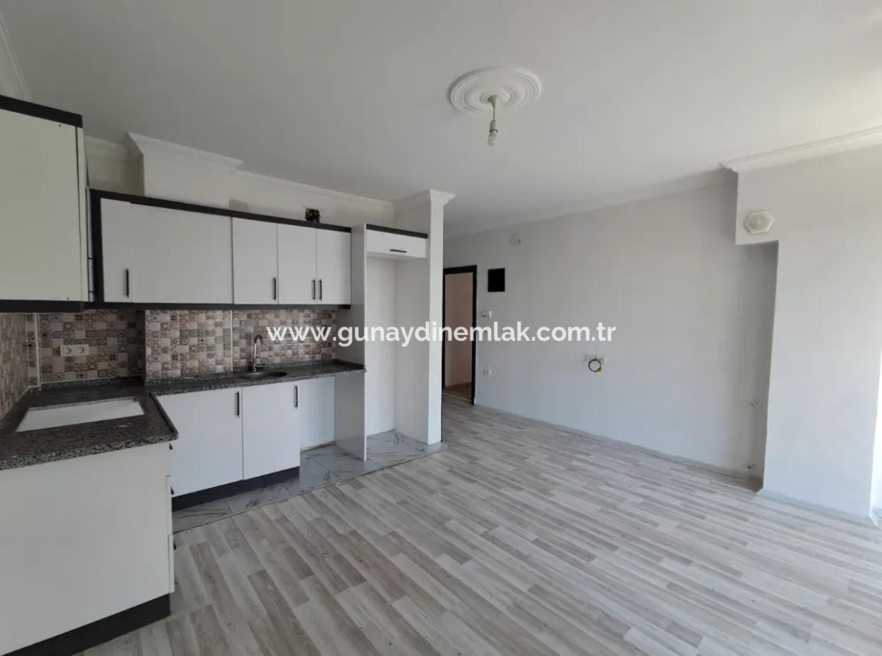 Ortaca Cumhuriyet De 1+1 Geniş Kiralık Daire