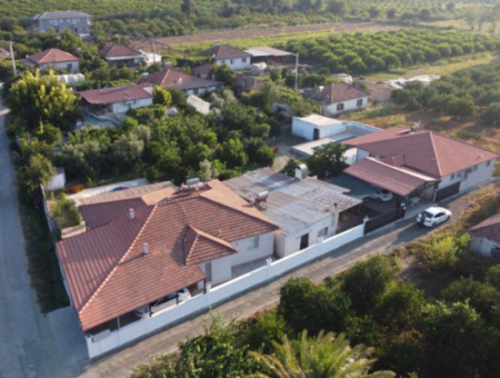 Ortaca Yeşilyurt Da 2.850 M2 Arsa İçinde 2 Adet Havuzlu Satılık Villa.