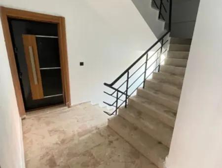 Muğla Ortacada Havuzlu Geniş Satılık 2+1 Daire