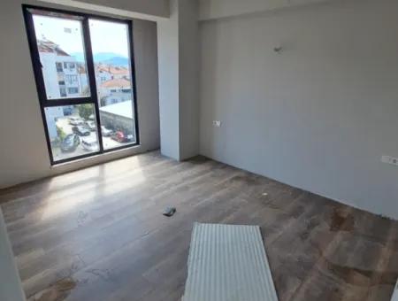 Ortaca Merkezde Geniş 2+1 Sıfır Satılık Daire