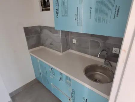 Ortaca Tam Merkezde İş Merkezi Kiralık Geniş Ofisler