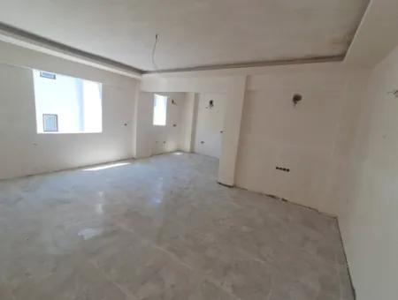 Ortaca Merkezde Geniş Satılık 1+1 Daire