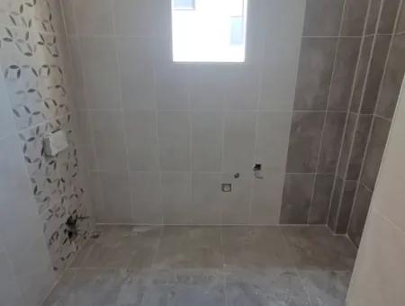 Ortaca Merkezde Geniş Satılık 1+1 Daire