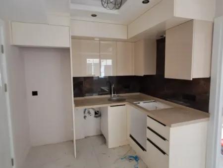 Ortaca Cumhuriyetde Yüzme Havuzlu Müstakil 2+1 Satılık Daire