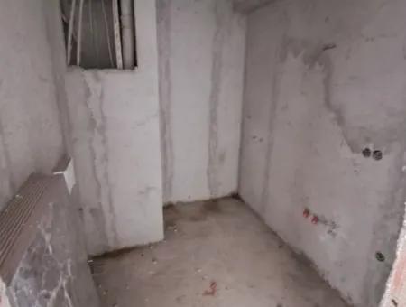 Ortaca Cumhuriyetde Yüzme Havuzlu Lüx 1+1 Satılık Daire