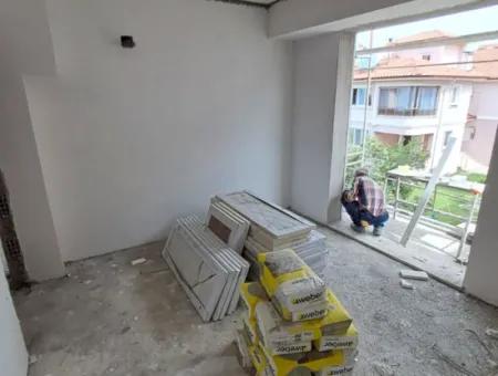 Ortaca Cumhuriyetde Yüzme Havuzlu Lüx 1+1 Satılık Daire