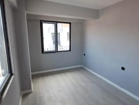 Ortaca Karaburunda Yüzme Havuzlu Sitede Satılık 2+1 Daire