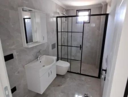 Ortaca Karaburunda Yüzme Havuzlu Sitede Satılık 2+1 Daire