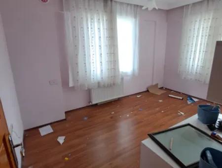 Ortaca Cumhuriyetde Kapalı Mutfak 3+1 Satılık Daire