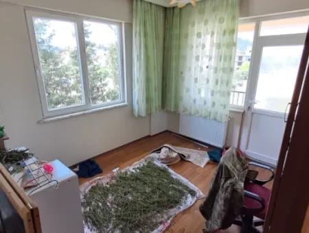 Ortaca Cumhuriyetde Kapalı Mutfak 3+1 Satılık Daire