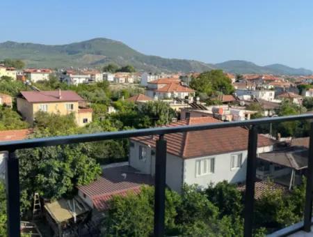 Dalaman Cadde Üzerinde Eşyalı 1+1 Satılık Daire