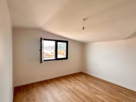 Dalaman Cadde Üzerinde 220 M2 Satılık Dubleks 4+1 Daire