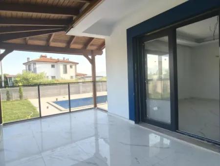 Ortaca Akıncı Mahallesinde 3+1 Müstakil Havuzlu  Villa