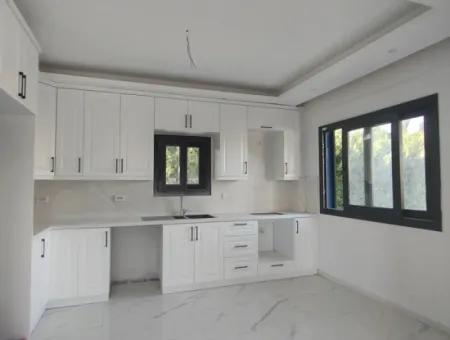 Ortaca Akıncı Mahallesinde 3+1 Müstakil Havuzlu  Villa