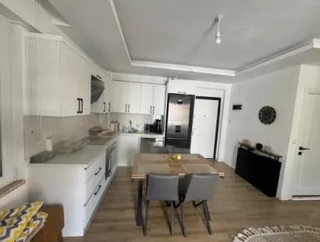 Günaydın Emlak'tan Ortaca Çaylıda 1+1 Geniş Lüks 75 M2 Satılık Daire.