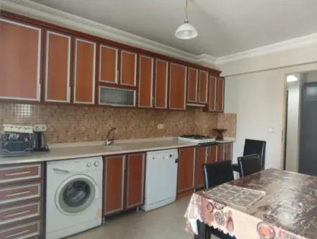 Cumhuriyet Mahallesinde Eşyalı 3+1 Kiralık Ev