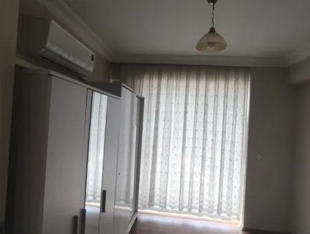 Cumhuriyet Mahallesinde Eşyalı 3+1 Kiralık Ev