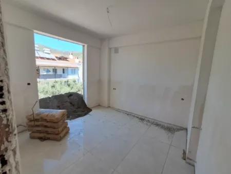 Ortaca Çaylı Sitesinde Havuzlu 2+1 Daire