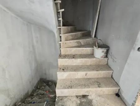 Ortaca Çaylı Sitesinde Havuzlu 2+1 Daire