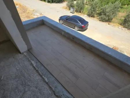 Ortaca Çaylı Sitesinde Havuzlu 2+1 Daire