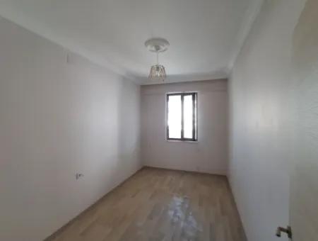 Ortaca Merkez De 1+1 Geniş Kiralık Daire