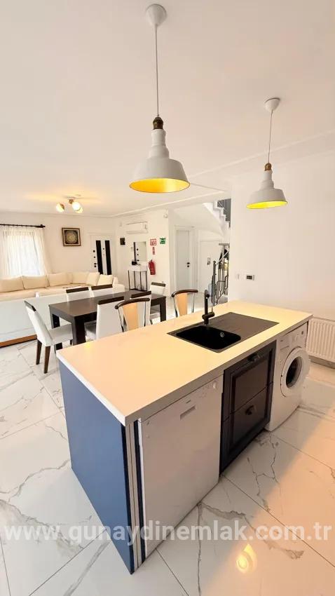 Ortaca Dalyan Mah. Satılık 4+1 Villa - 500 m²