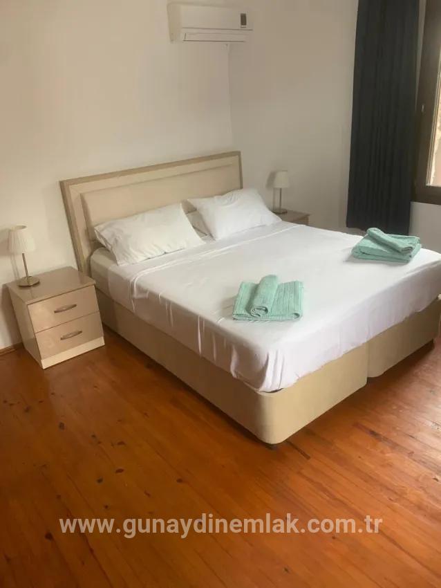 Ortaca Dalyan Mah. Satılık 4+1 Villa - 500 m²