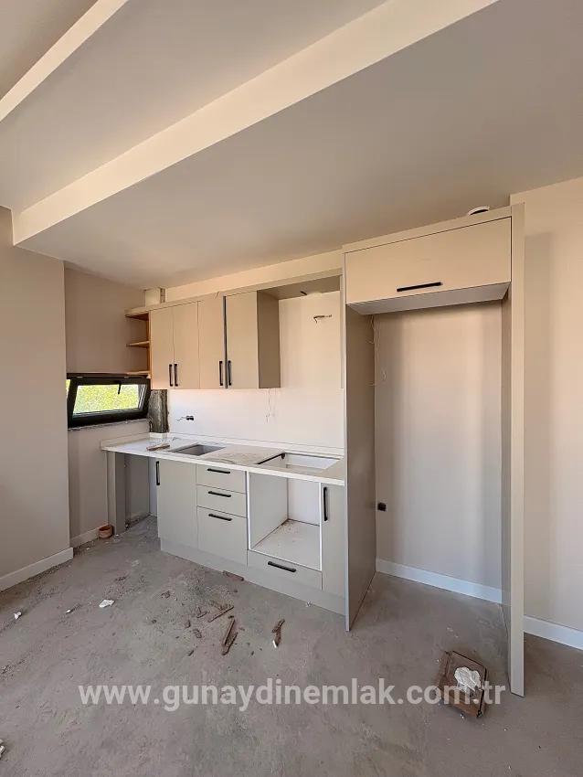 Ortaca Karaburun Mah. Satılık 1+1 Daire - 60 m²